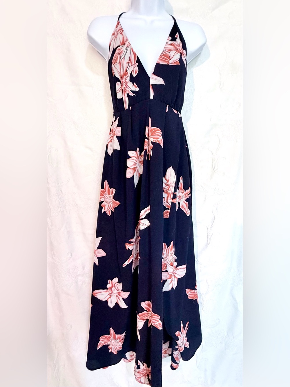 Simplee Apparel Navy Blouse with Pink Floral Detail D0049